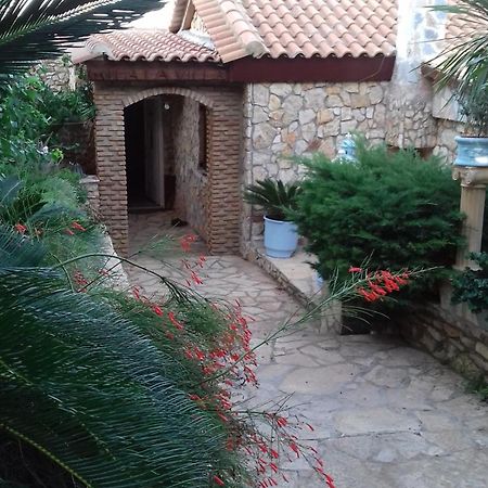 Mila LA villa Kastron  Luaran gambar