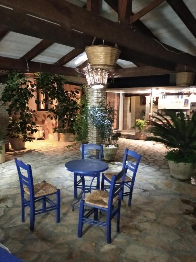 Mila LA villa Kastron  Luaran gambar