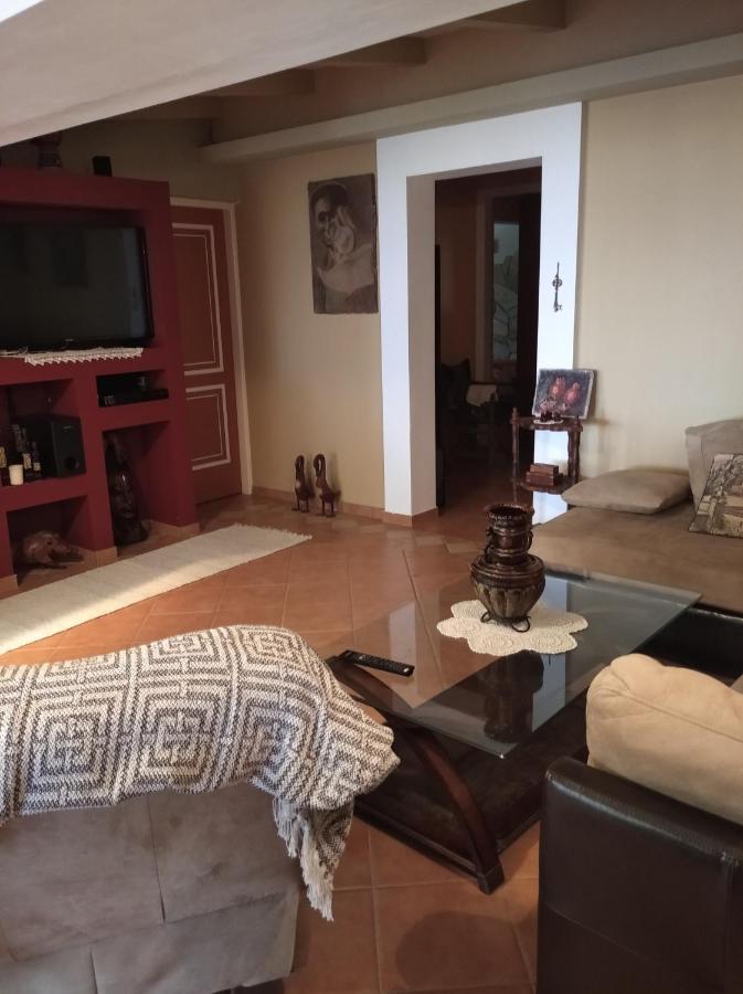 Mila LA villa Kastron  Luaran gambar