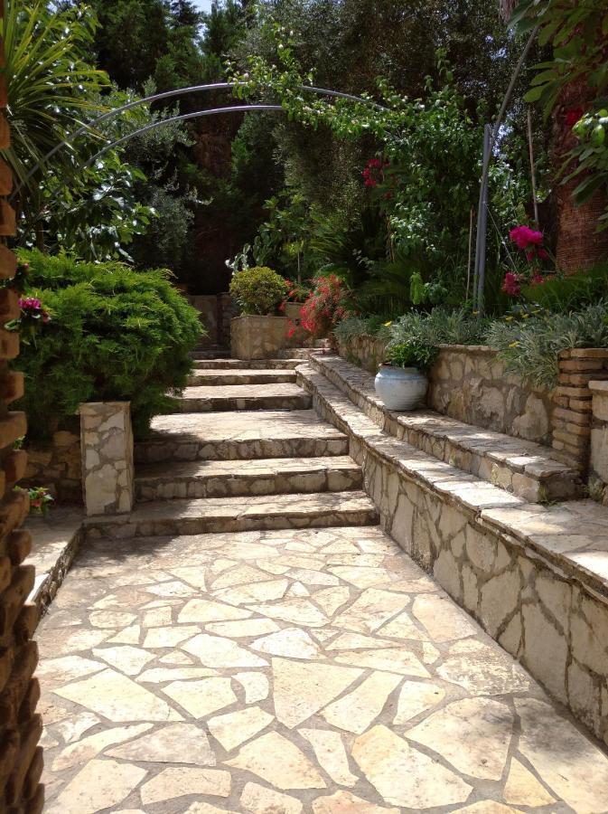 Mila LA villa Kastron  Luaran gambar