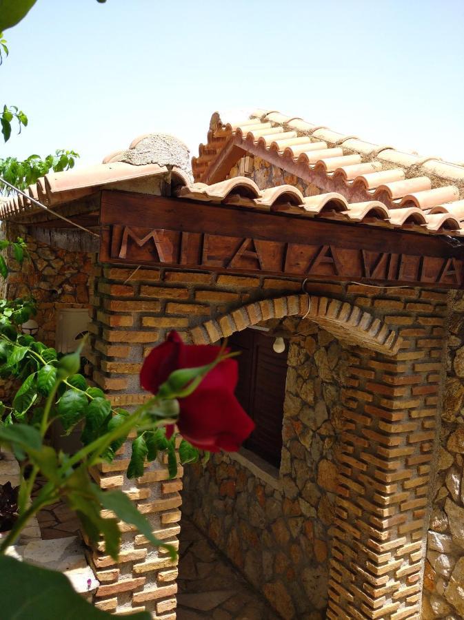 Mila LA villa Kastron  Luaran gambar