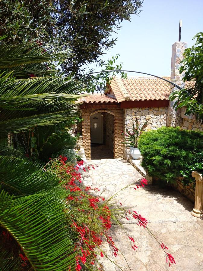 Mila LA villa Kastron  Luaran gambar