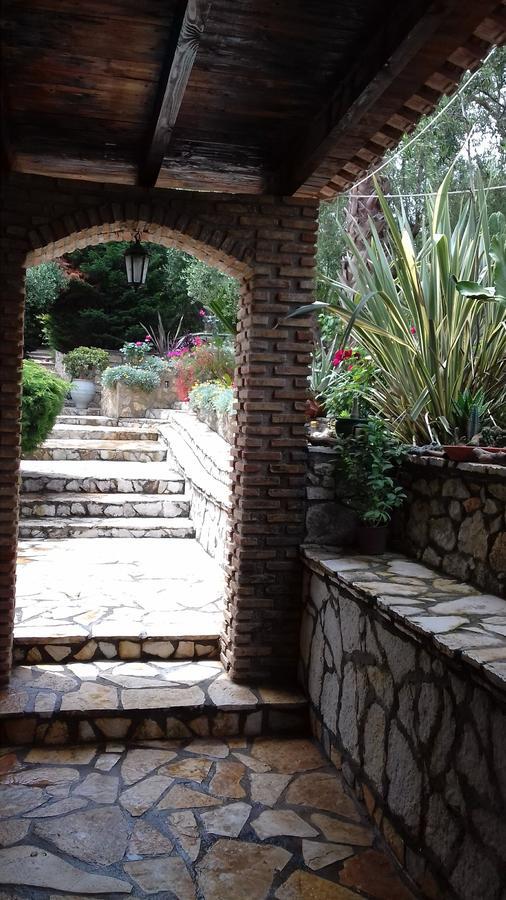 Mila LA villa Kastron  Luaran gambar