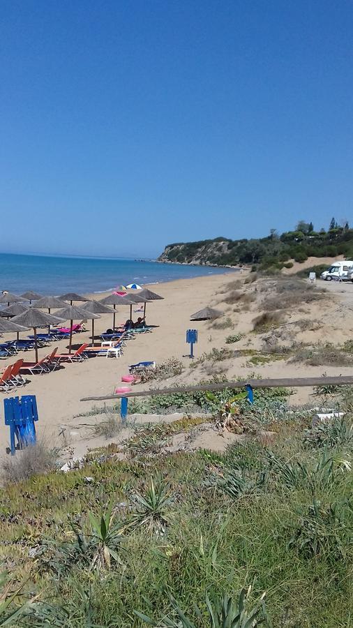Mila LA villa Kastron  Luaran gambar
